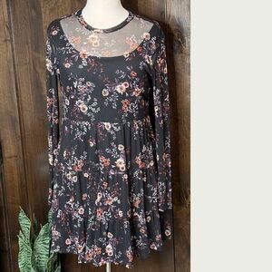 NWT Lilly Rose black floral dress round neck mesh lined long sleeve mini dress M
